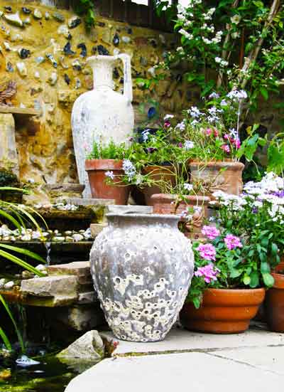 Our Pots from distinctive garden